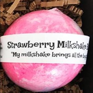 Makeup - Strawberry Milkshake Bath Bomb Makeup - Strawberry Milkshake Bath Bomb